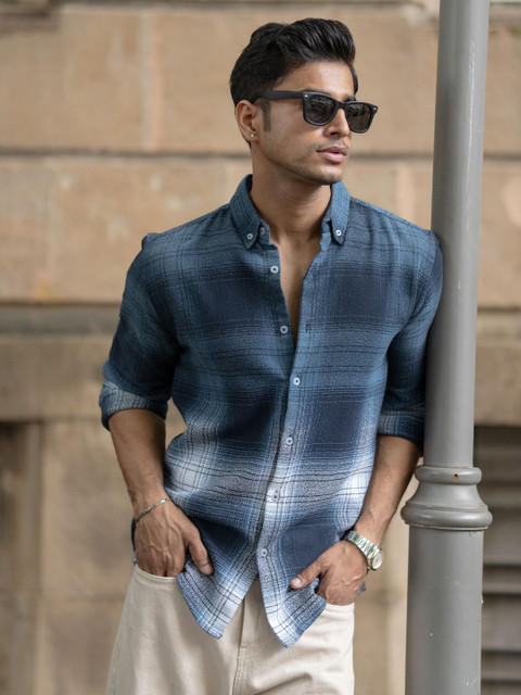 Powerlook Men Checked Button-Down Collar Casual Shirt