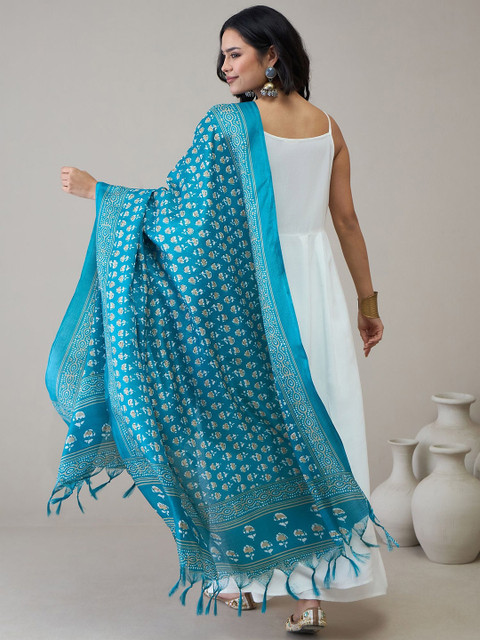 InWeave Floral Printed Tasselled Dupatta - Image 4