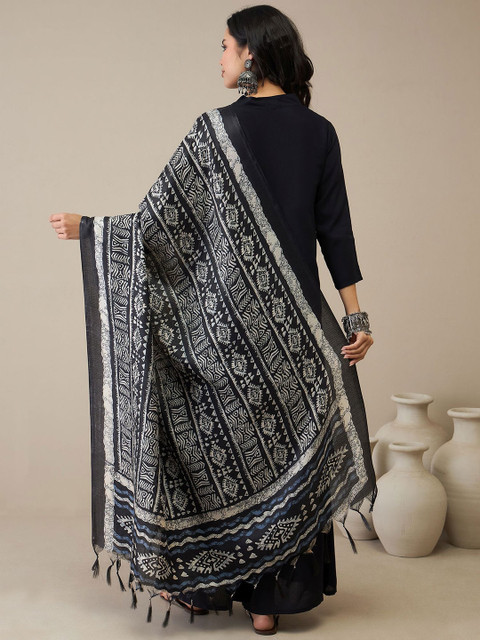 InWeave Ethnic Motifs Printed Tasselled Dupatta - Image 4
