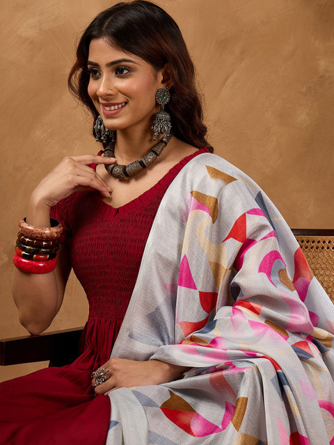 InWeave Abstract Printed Tasselled Dupatta - Image 6