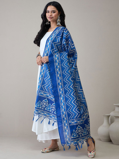 InWeave Ethnic Motifs Printed Tasselled Dupatta - Image 3