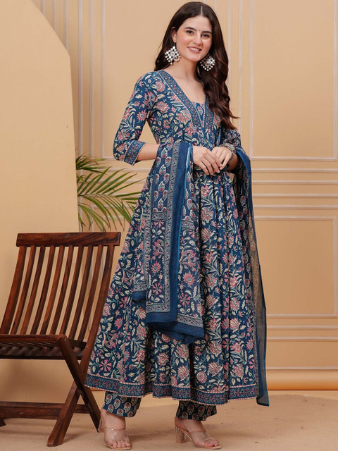 THE FAB FACTORY Ethnic Motifs Printed V-Neck Anarkali Kurta With Trousers & Dupatta