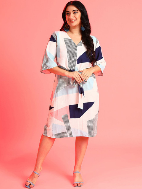 Instafab Plus Women Abstract Printed Kimono Sleeve Dress