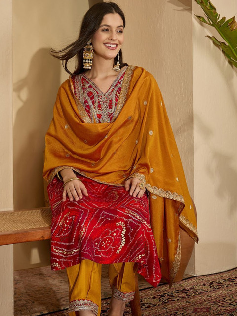 Sangria Women Bandhani Dyed Regular Patchwork Kurta with Patiala & With Dupatta