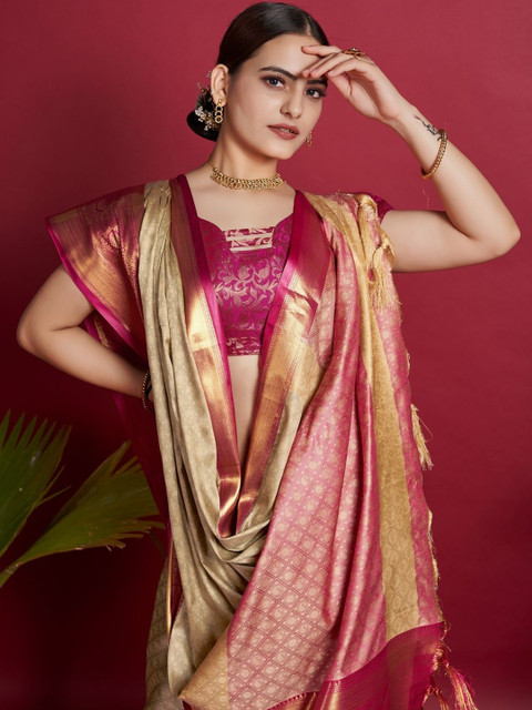 AVANTIKA FASHION Woven Design Zari Kanjeevaram Saree with Blouse Piece - Image 4