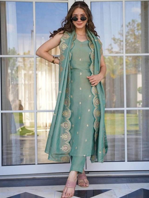 KALINI Women Ethnic Motifs Embroidered Regular Kurta Set