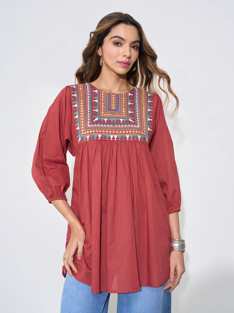 RANGMANCH BY PANTALOONS Round Neck Embroidered Tunic