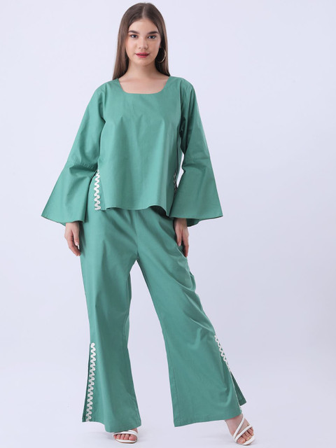 Qurvii Round Neck Top With Trousers
