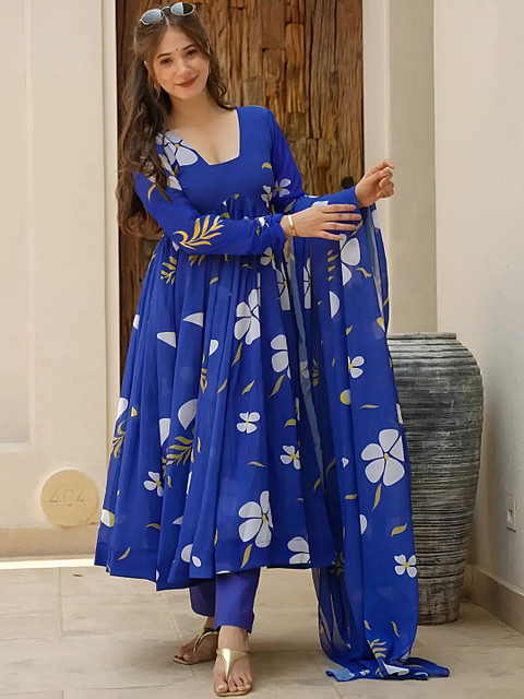 Anouk Rustic Women Floral Printed Kurta with Trousers & With Dupatta