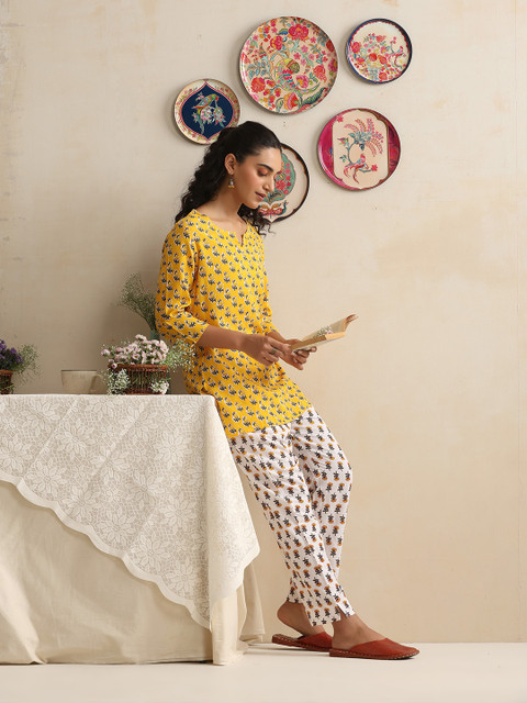 Khushal K Floral Printed Notch Neck Pure Cotton Tunic & Trousers