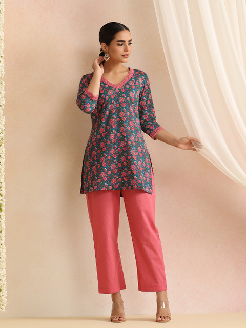 Khushal K Floral Printed V-Neck Pure Cotton Tunic & Trousers