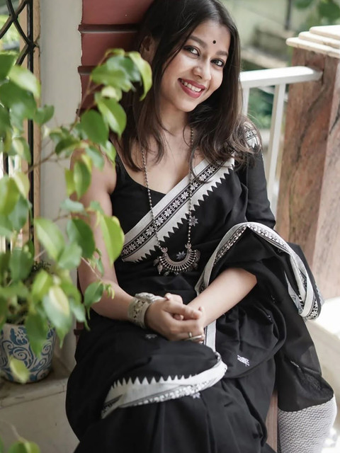 ZILVIRA Woven Design Pure Linen Fashion Saree With Unstiched Blouse Piece - Image 7