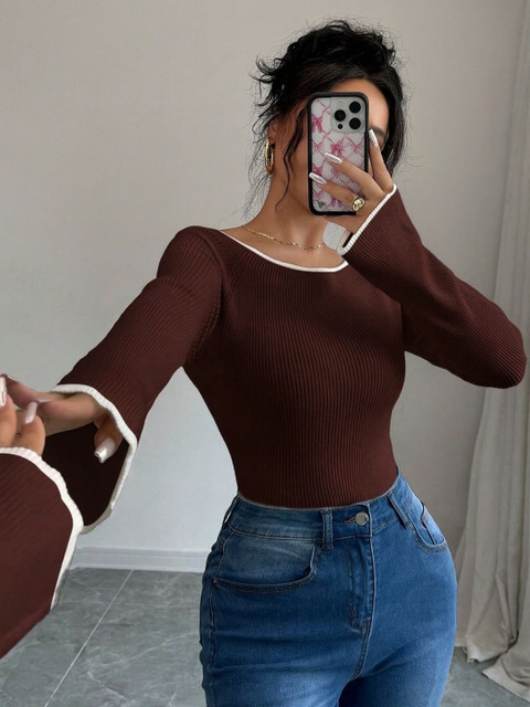 TRAQUILA Ribbed Flared Sleeves Boat Neck Top