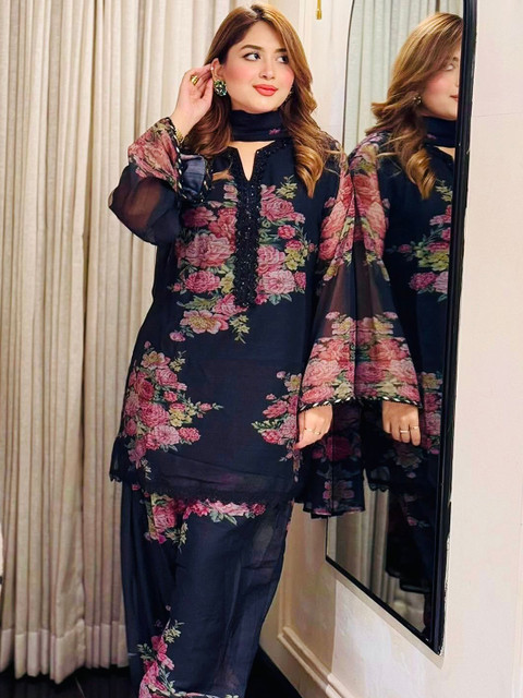 SHREE KHODAL FASHION Women Floral Printed Kurta with Palazzos & Dupatta - Image 3
