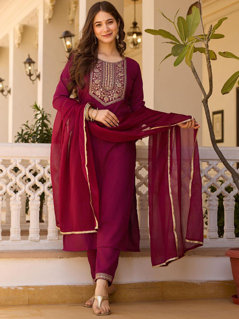 J.KANJI Women Ethnic Motifs Embroidered Thread Work Kurta with Trousers & Dupatta