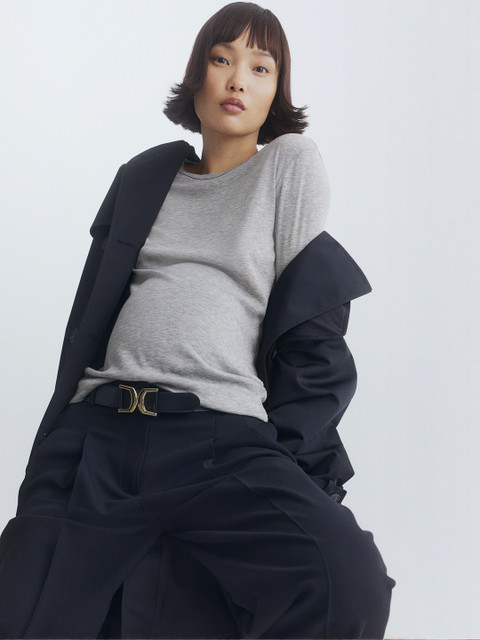 H&M MAMA Round Neck Top