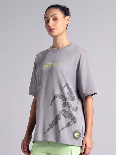 CULT Women Grey On The Move Graphic Oversized Fit T-shirt