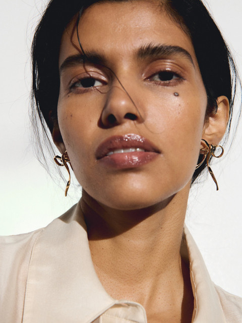 H&M Bow-Shaped Earrings