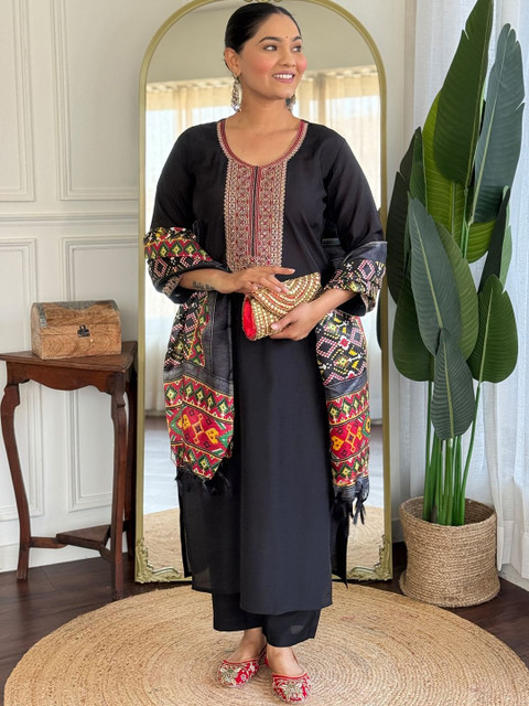Indo Era Women Ethnic Motifs Embroidered Regular Sequinned Kurta with Trousers & With Dupatta - Image 6