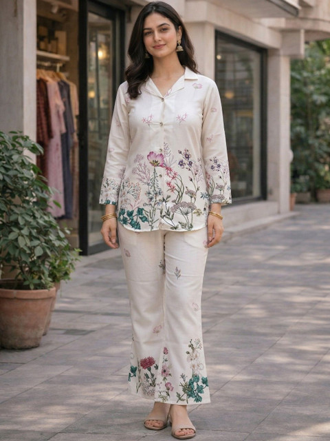 ZIVRAA Printed Top with Trousers