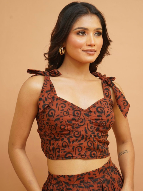 PRAKRAT Print Sweetheart Neck Cotton Top