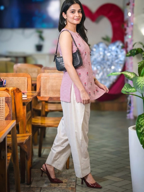 Youthnic Women Cotton Embroidered Stripes Straight Kurti With Farshi Salwar - Image 3