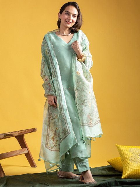 SHINISHA Women Floral Printed Regular Thread Work Chanderi Silk Kurta with Trousers & With Dupatta