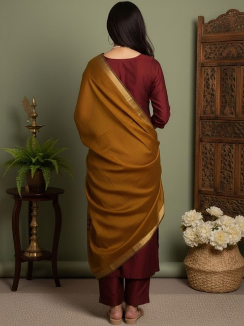 Sangria Zari Unstitched Dress Material - Image 5