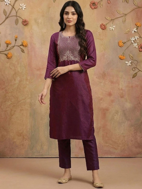 Anouk Women Ethnic Motifs Embroidered Regular Thread Work Kurta with Trousers & With Dupatta - Image 4