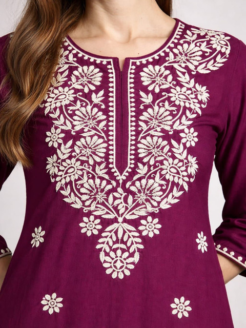 Sangria Embroidered Sweetheart Neck A-Line Kurta - Image 4