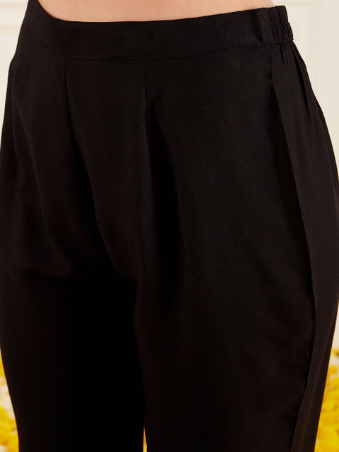 Sangria Embroidered Tunic with Trousers - Image 5