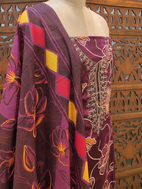 The Weavers Shop Printed Unstitched Dress Material - Image 5
