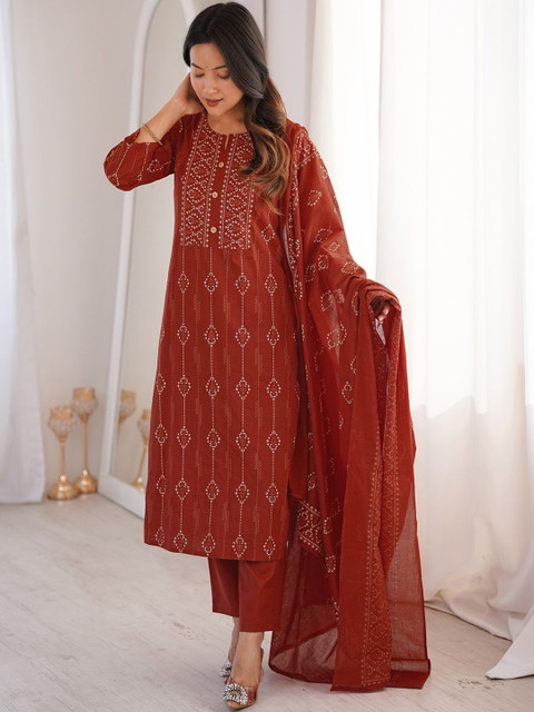 Skylee Pop Women Embroidered Regular Kurta with Pyjamas & With Dupatta