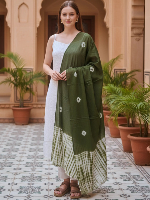 HELLA FASHIONS Dyed Dupatta