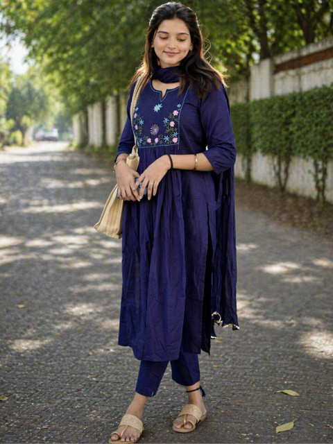 Keitra Women Ethnic Motifs Embroidered Empire Thread Work Kurta with Trousers & With Dupatta - Image 3