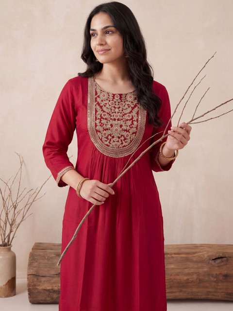 Indo Era Women Embroidered Gotta Patti Kurta