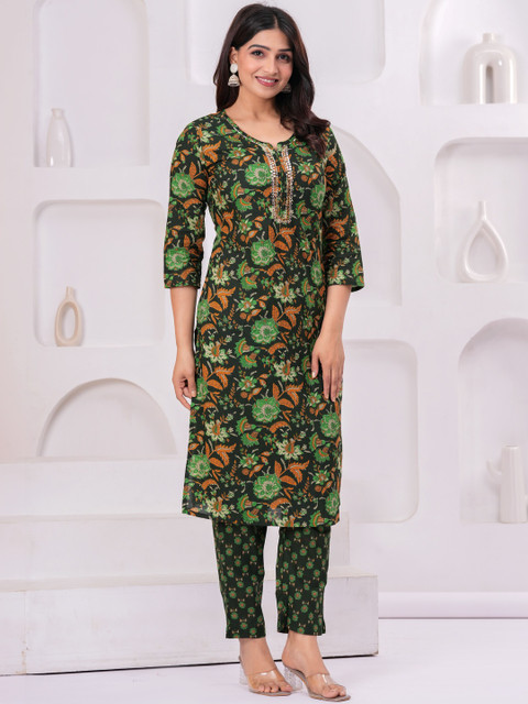 BAESD Women Floral Printed Regular Thread Work Pure Cotton Kurta with Trousers & With Dupatta
