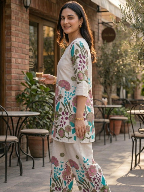 ZIVRAA Floral Printed Tunic with Palazzos - Image 5
