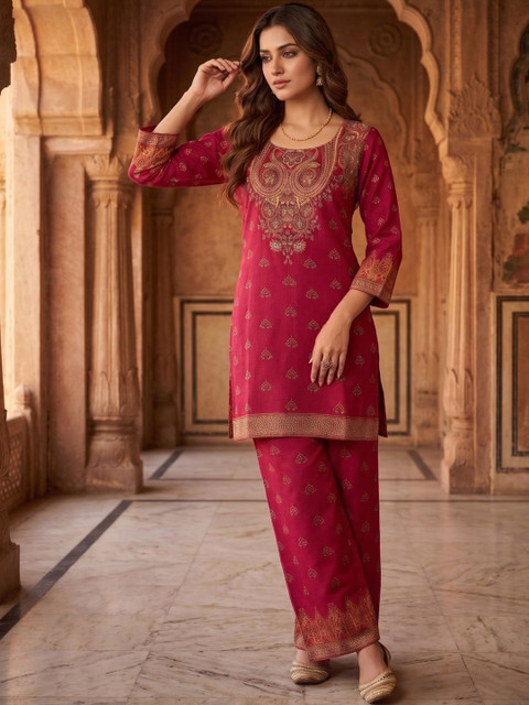 MASSTANI BY INDDUS Linen Embroidered Tunic with Palazzos - Image 2