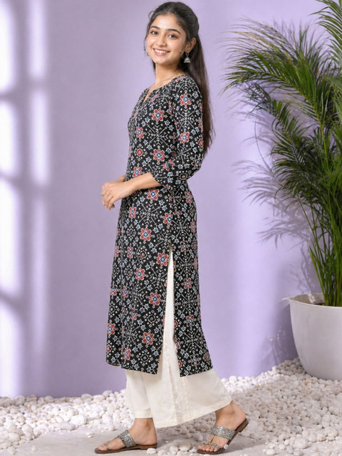 Sangria Printed Cotton V-Neck Calf Length Straight Kurtas - Image 3