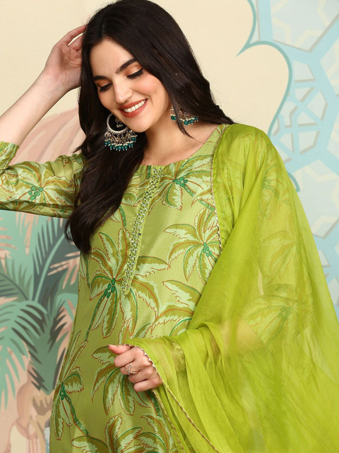 Ishin Women Ethnic Motifs Printed Regular Mirror Work Kurta with Trousers & With Dupatta - Image 3
