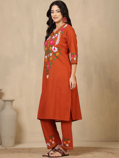 HERE&NOW Women Ethnic Motifs Embroidered Regular Pure Cotton Kurta with Trousers - Image 3