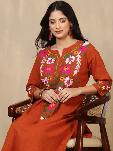 HERE&NOW Women Ethnic Motifs Embroidered Regular Pure Cotton Kurta with Trousers - Image 4