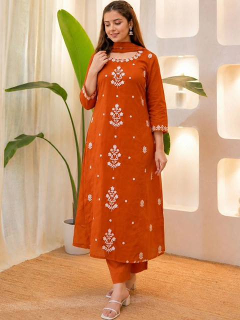 HERE&NOW Women Ethnic Motifs Embroidered Kurta with Trousers & Dupatta - Image 5