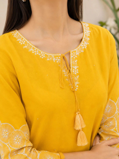 Araaha Cotton Embroidered Tunic with Palazzos - Image 2