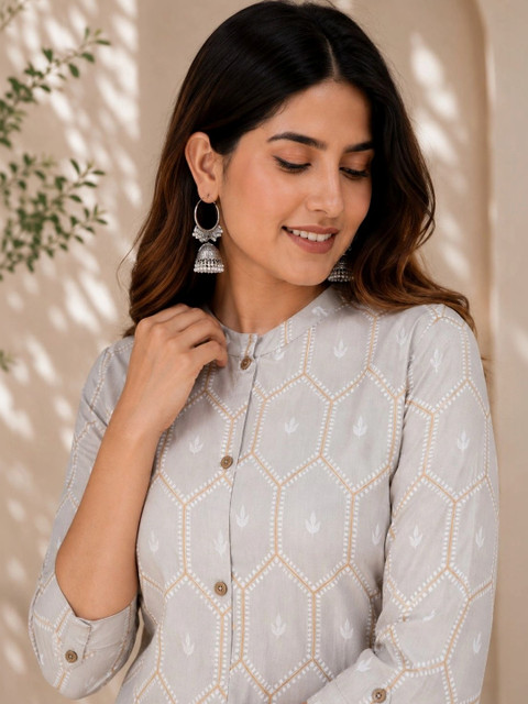 Indiwest Women Geometric Printed Kurta - Image 2