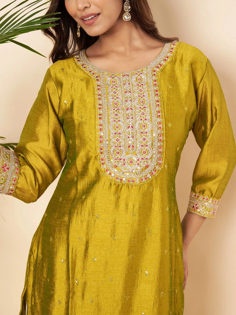 rarethread Women Embellished Thread Work Kurta - Image 2