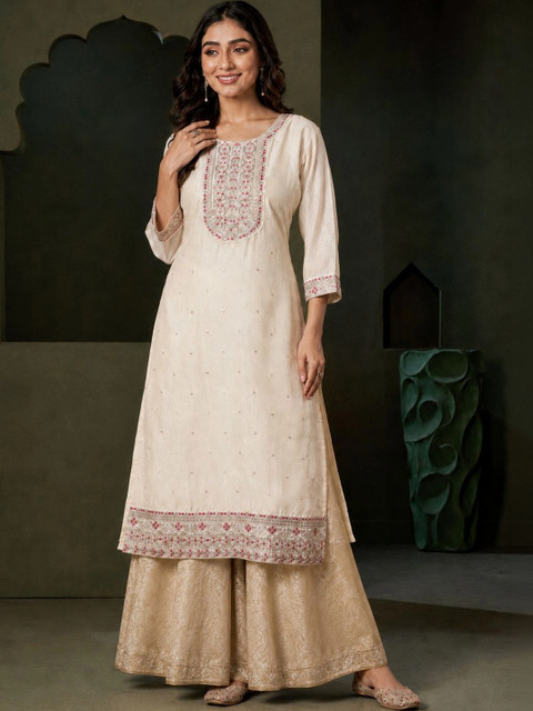 rarethread Women Embroidered Thread Work Kurta - Image 7