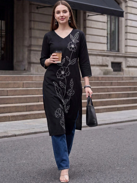 Indo Era Women Floral Embroidered Floral Kurta
