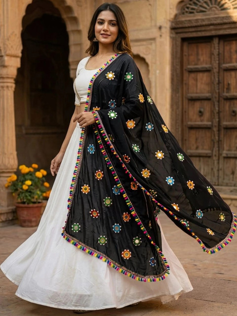 TAMNNA DUPATTA HUB Ethnic Motifs Dupatta with Mirror Work